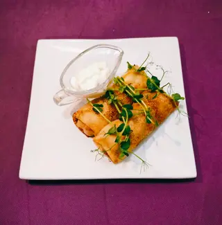 Млинці з м'ясом і сиром (200г/50г)