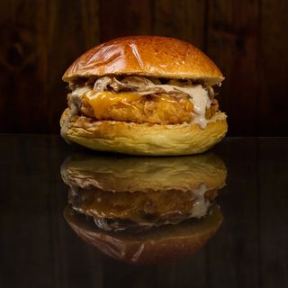 Chicken & Cheese Burger Alone - Navidad -