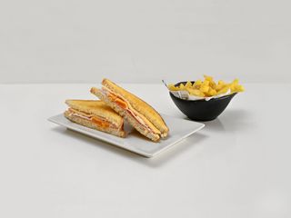 Sándwich Mixto Con Huevo