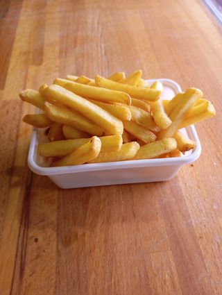 Patatine grande vaschetta