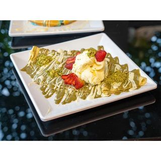 Pistachio Fettuccine Crepe