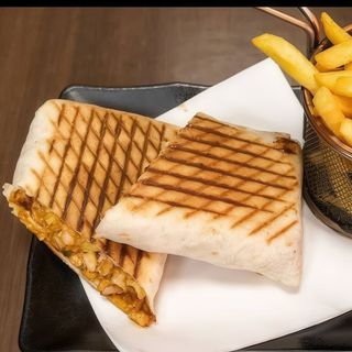 Tacos Mixto con patatas.