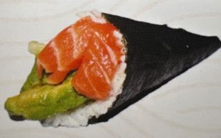 40. Temaki De Salmón (1 Pza.)