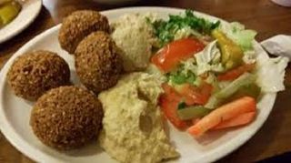  Plato de Falafel (4 uds) con Hummus