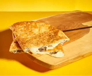 CZEBUREK GRZYBY I SER  30cm