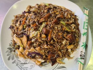 Piletina sa noodles u soya sosu 550 g,