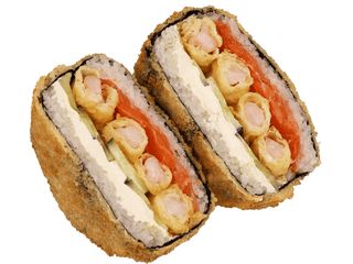 Sushi burger z łososiem i krewetkami (370g)