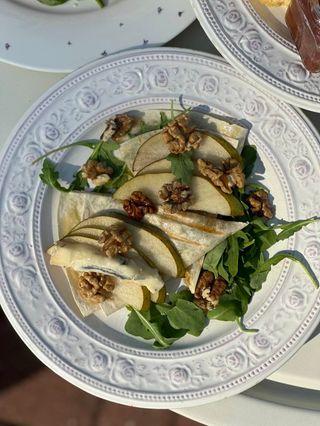 Tortilla gruszka/gongonzola/orzechy