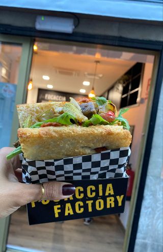 Focaccia Vegana (14 Cm. X 12 Cm.)