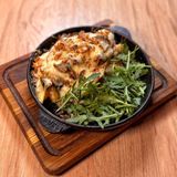 Запечена картопля з грибами та моцарелою (360г)