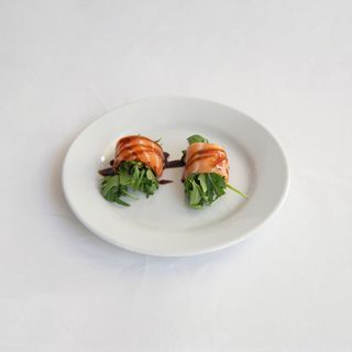 91. Uramaki rucola roll