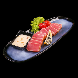 Tuna tataki  