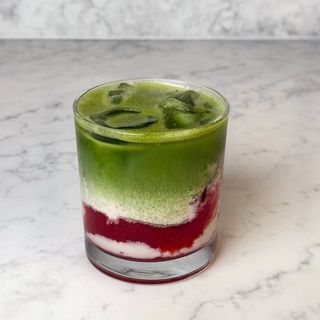 Айс матча з полуницею