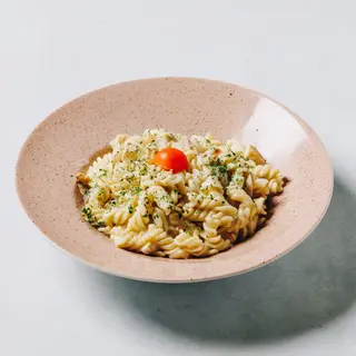 Salata tijesto tuna