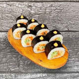 Futomaki Salmão (10 Peças)