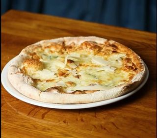 PIZZA CINCO QUESOS