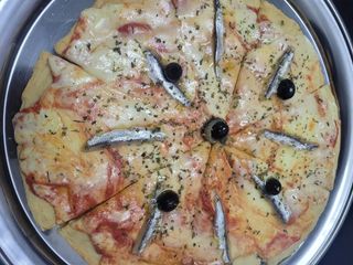 Pizza De Anchoas (36 Cm.)