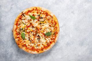Tuna pizza