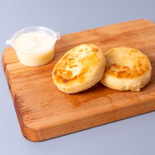 Sirniki sa zaslađenim mlekom 2 komada