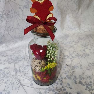 Trajna ruza u flašici