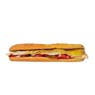 Bocadillo Lomo Con Queso Y Tomate