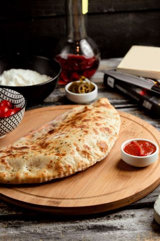 Pizza Calzone