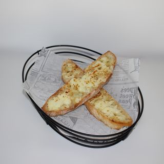 Pan con Ajo y Queso