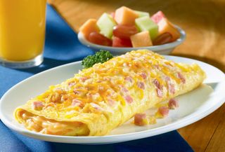 Omelet with cheese & ham & tomato