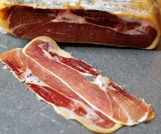 Jamon Serano 12 luni dezosat Spania - pret raportat la 100 gr