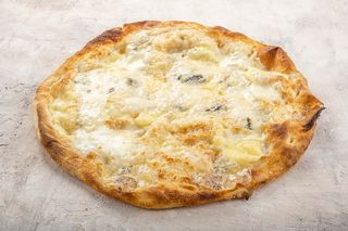 Пица Куатро Формаджи (550г)