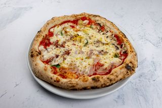 Pizza 4 Staggioni