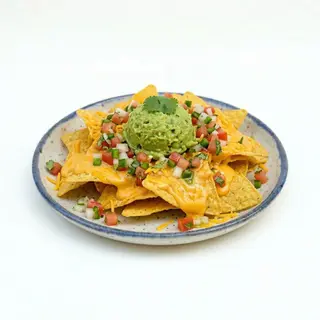 Nachos Con Guacamole (Ración)