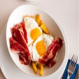 huevos rotos con jamón