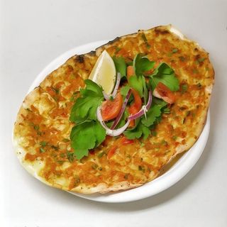 Lahmacun Mixto 