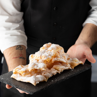 Bugie di carnevale con pratico vassoio da 300 g