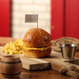 მოცარელას ბურგერი