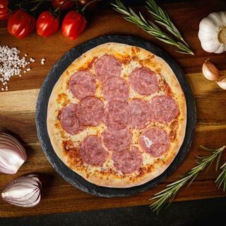 Pizza Salami Ø32cm