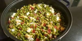 Guisantes con jamón