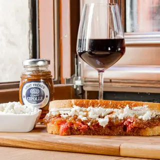 #9 Bra caprino e marmellata di cipolla