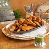 Alitas fritas con salsa ajimoroji