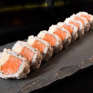 Uramaki Sake Fresh (8 Peças)