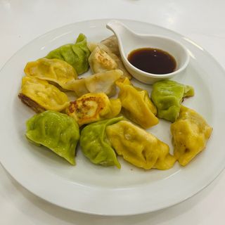 122. Ravioli misti 10 pezzi