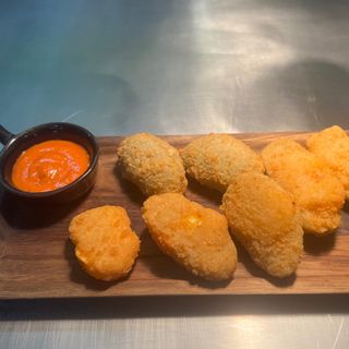 Jalapeños Rellenos De Cheddar