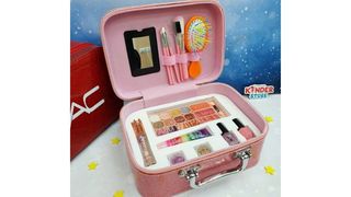 Косметика в кожаной сумочке с зеркалом 13 предметов