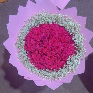 Hot Pink With Baby’S Breath Handbouquet  10 batches of 20stems