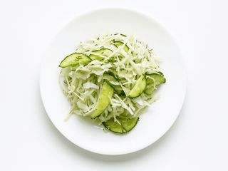 Салат з капусти та огірка (100g)