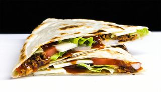 56. Piadina con kebab, verdure