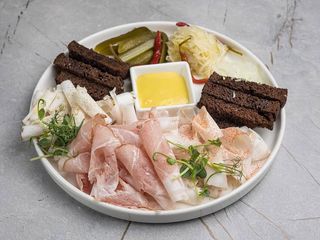 Українське Сало просолене в спеціях (300g)