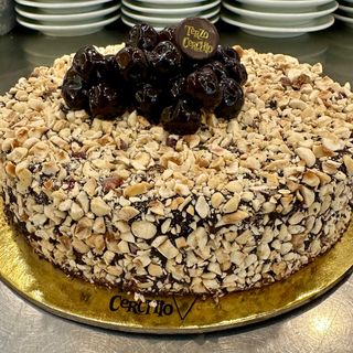 Torta Gelato Croccante All' Amarena - 8/10 persone