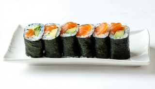 Hosomaki salmone avocado - 8 pezzi